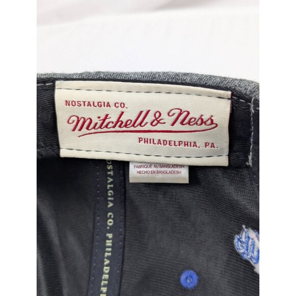 Mitchell & Ness Detroit Pistons NBA Heathered Gray Snapback Cap Adjustable - Picture 9 of 13